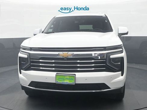 Used 2025 Chevrolet Tahoe LT image 3