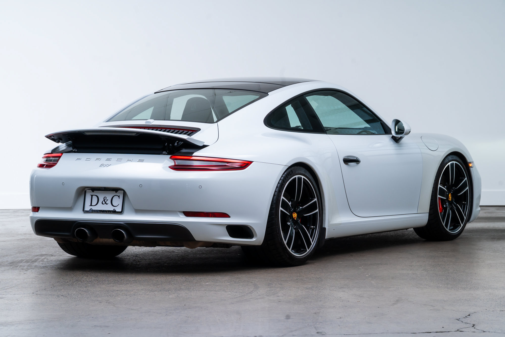 Used 2017 Porsche 911 Carrera S RWD image 7