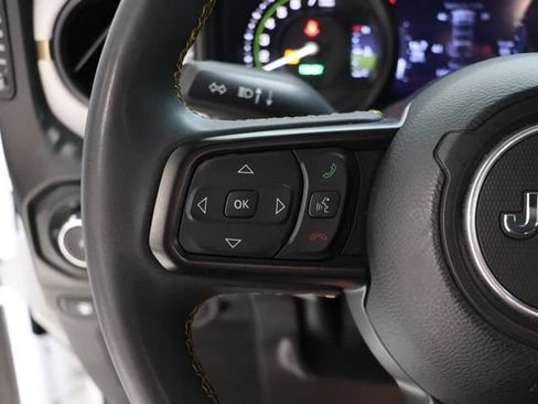 Used 2024 Jeep Wrangler Unlimited AWD/4WD image 22
