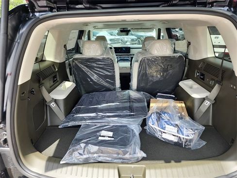 New 2025 Hyundai Santa Fe Calligraphy image 8