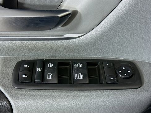 Used 2019 RAM 1500 Big Horn image 24