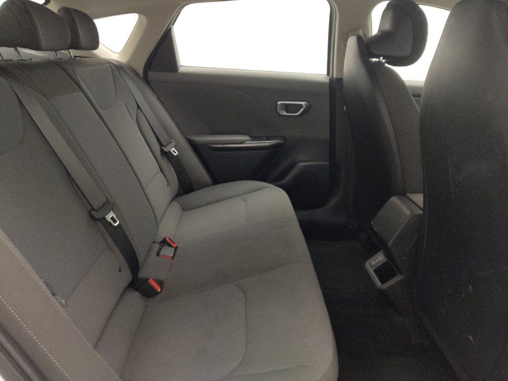 Used 2025 Kia K4 FWD image 19