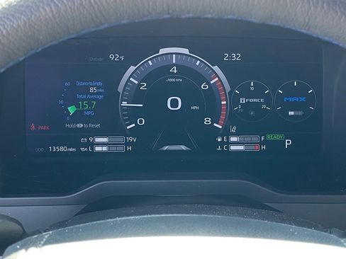 Used 2025 Toyota Sequoia Platinum image 10