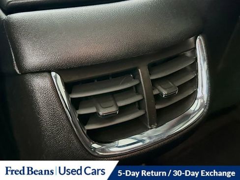 Used 2019 Chevrolet Malibu LT w/ Leather Package image 27