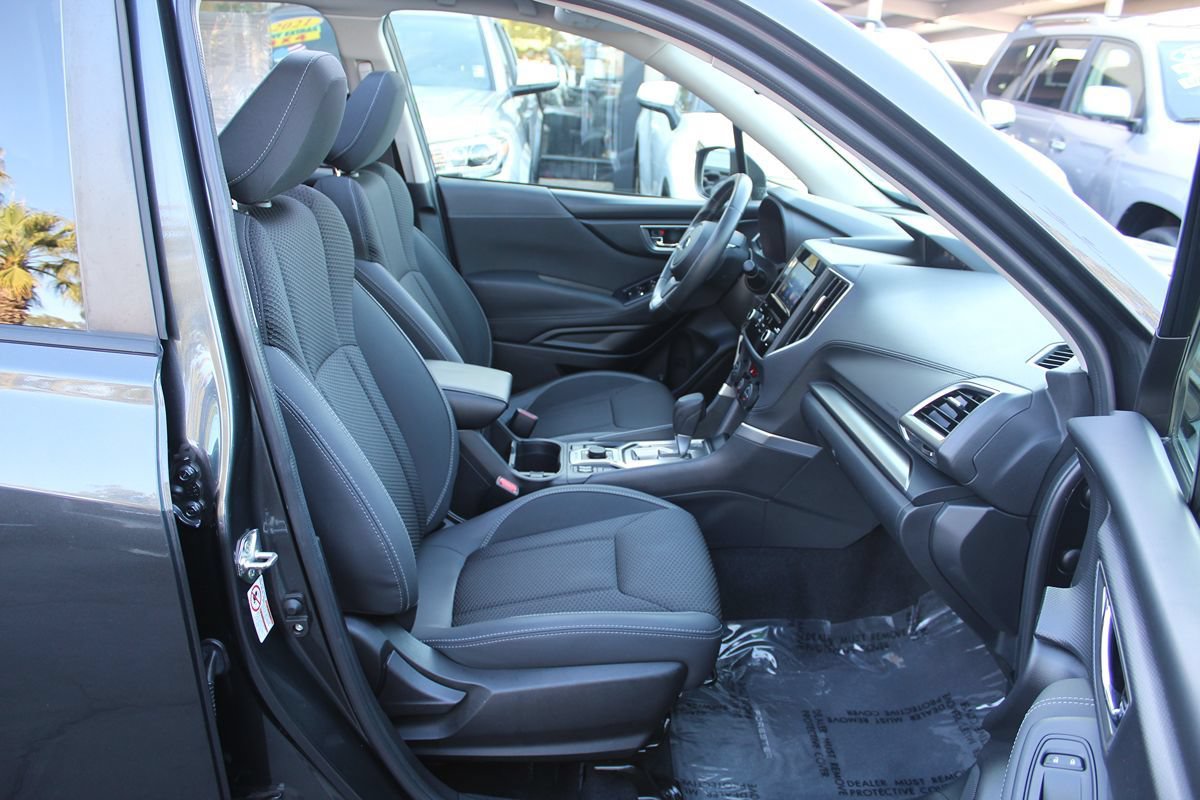 Used 2019 Subaru Forester Premium w/ All-Weather Package AWD/4WD image 22