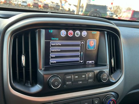 Used 2017 Chevrolet Colorado Z71 image 29