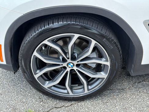 Used 2019 BMW X4 xDrive30i w/ Premium Package AWD/4WD image 11