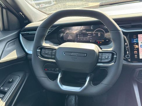 New 2026 Jeep Cherokee Laredo image 10