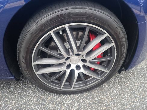 Used 2017 Maserati Ghibli S RWD image 10