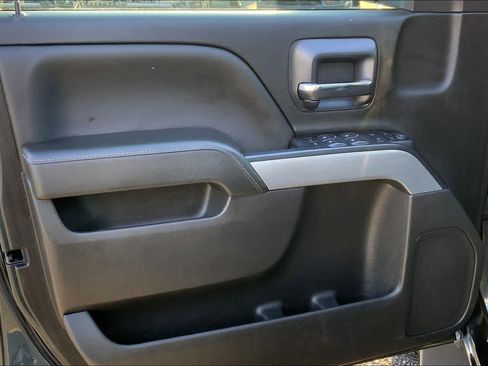 Used 2018 Chevrolet Silverado 1500 LT w/ All Star Edition image 21