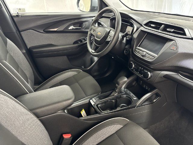 Used 2023 Chevrolet TrailBlazer LT FWD image 26