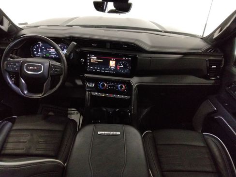 Used 2024 GMC Sierra 2500 AT4X image 45
