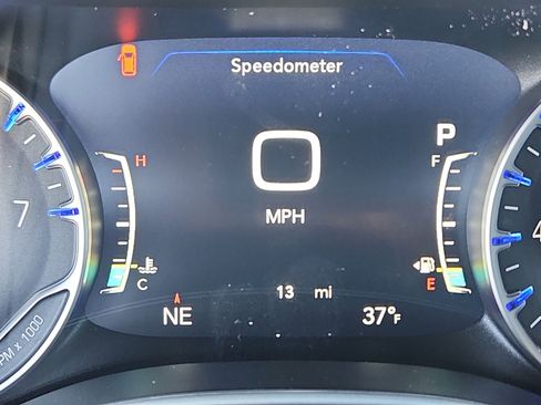 New 2026 Chrysler Pacifica Select w/ S Appearance Package image 12