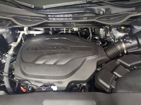 Certified 2025 Honda Odyssey Touring image 26