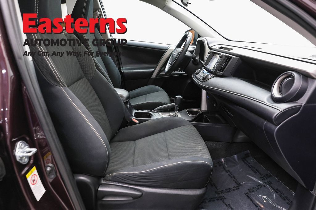 Used 2016 Toyota RAV4 XLE w/ Convenience Package AWD/4WD image 27