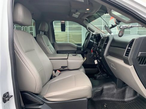Used 2019 Ford F550 4x4 Regular Cab Super Duty image 28