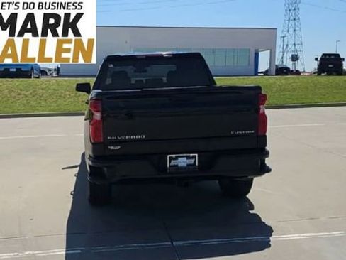 Used 2024 Chevrolet Silverado 1500 Custom image 7