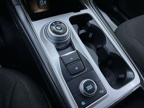 Used 2022 Ford Explorer XLT w/ Class IV Trailer Tow Package image 24