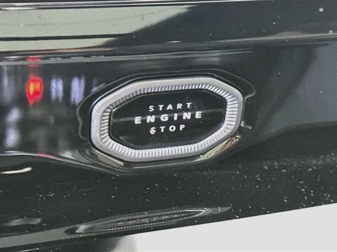 Used 2026 Jeep Grand Cherokee Limited AWD/4WD image 27