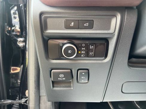 Used 2023 Ford Expedition Max Limited AWD/4WD image 27