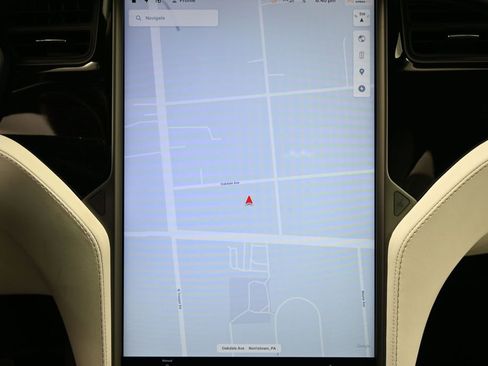 Used 2020 Tesla Model X Long Range AWD/4WD image 22