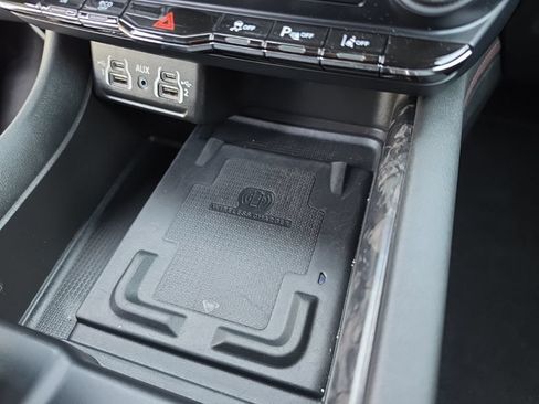 Used 2024 Dodge Durango R/T AWD/4WD image 19