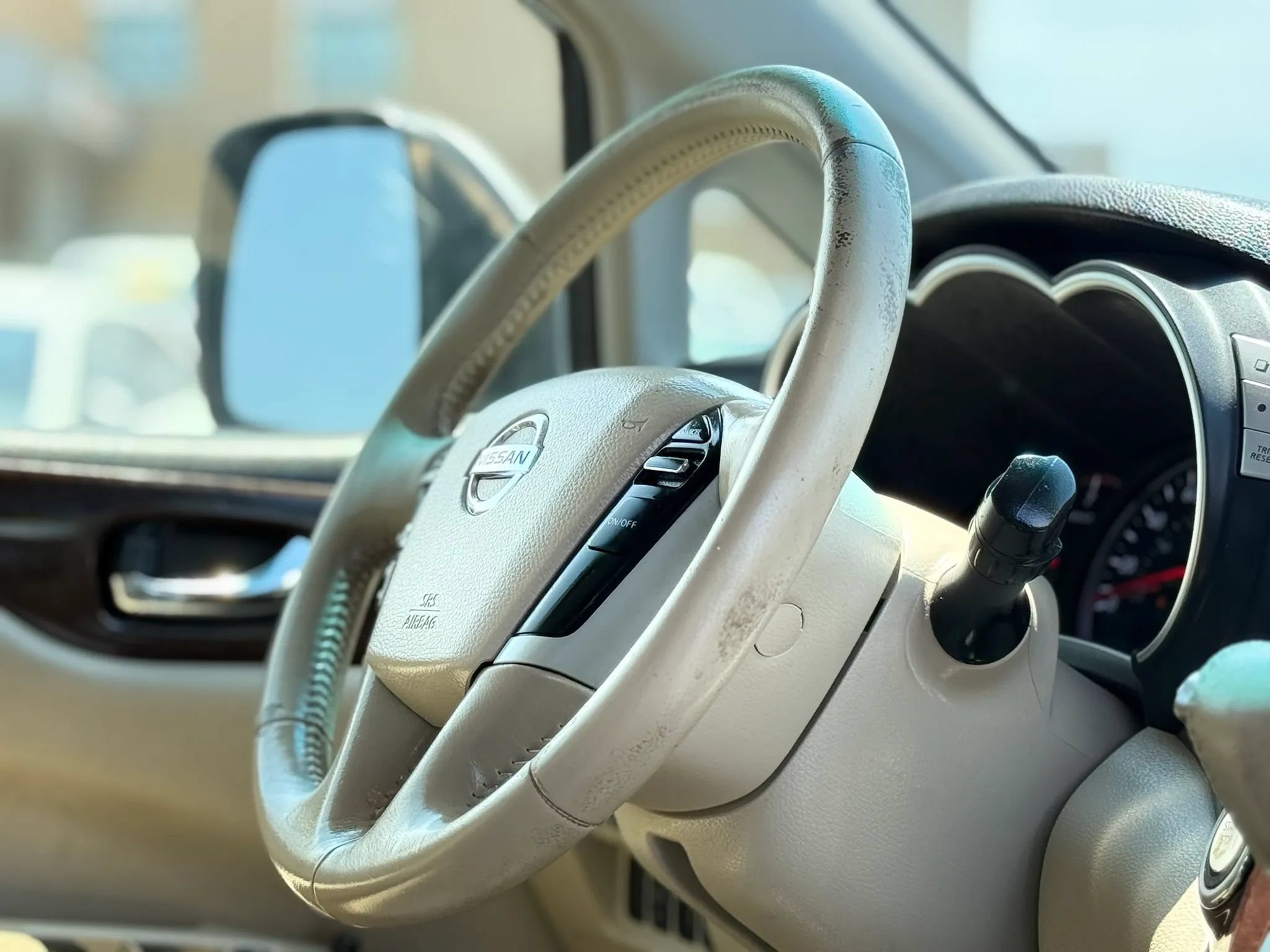 Used 2013 Nissan Quest SV w/ Leather Pkg FWD image 28