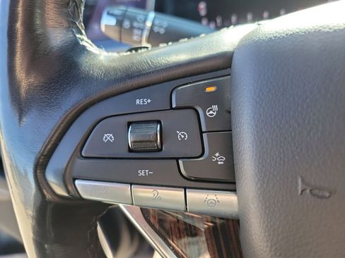 Used 2023 Cadillac Escalade Premium Luxury w/ LPO, Radiant Package image 27