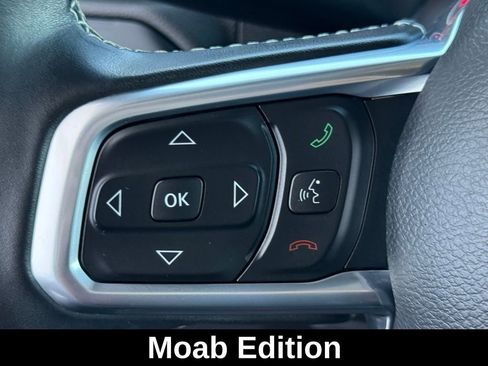 Used 2019 Jeep Wrangler Unlimited Sahara w/ Quick Order Package 24M Moab AWD/4WD image 21