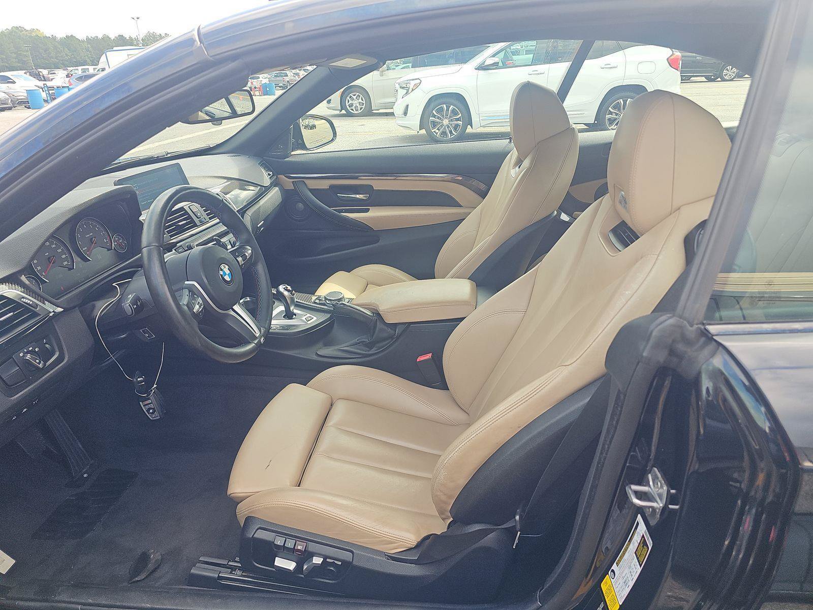 Used 2017 BMW M4 Convertible RWD image 9