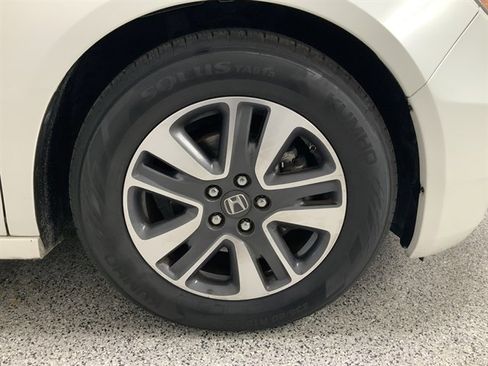 Used 2016 Honda Odyssey Touring Elite image 15