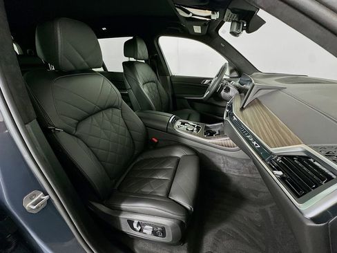 Used 2025 BMW X7 xDrive40i image 30