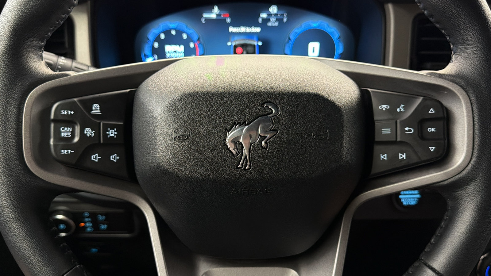 Used 2025 Ford Bronco Outer Banks AWD/4WD image 28
