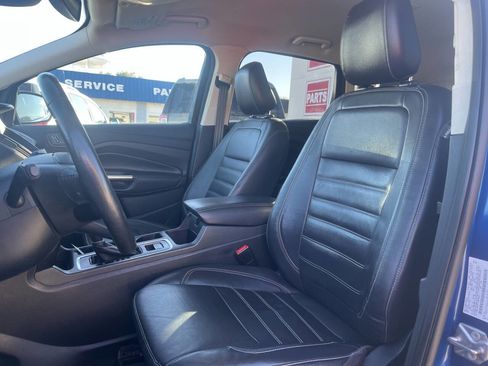 Used 2018 Ford Escape Titanium w/ Ford Safe & Smart Package image 25