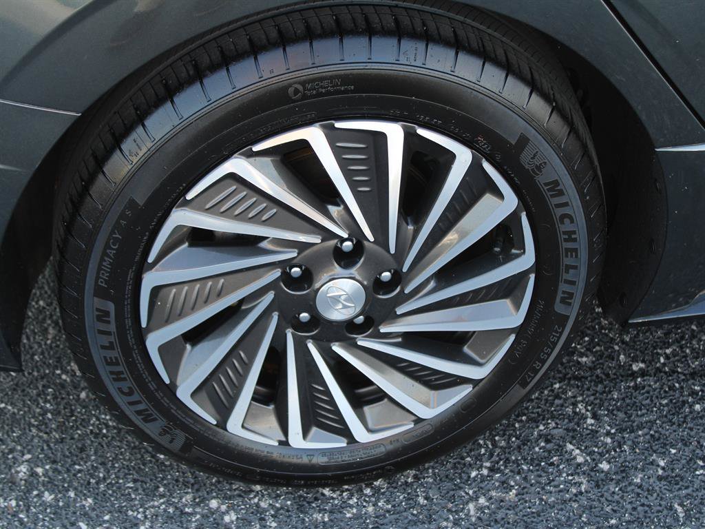 Used 2023 Hyundai Sonata SEL FWD image 12