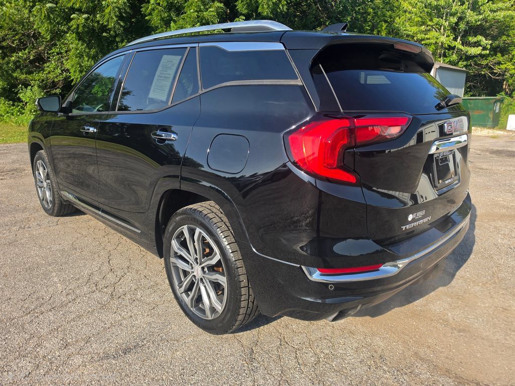 Used 2018 GMC Terrain Denali AWD/4WD image 3