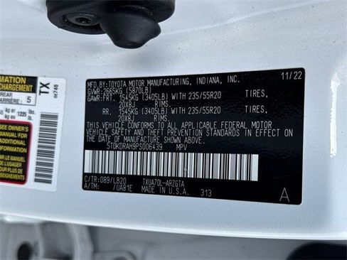 Used 2023 Toyota Highlander Limited image 40