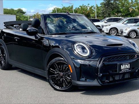 Used 2023 MINI Cooper S w/ Signature Upholstery Package FWD image 1