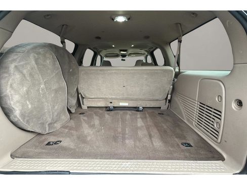 Used 2004 Ford Excursion Limited image 23