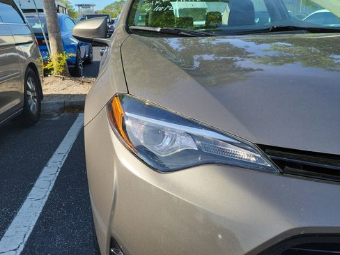 Used 2017 Toyota Corolla LE image 7