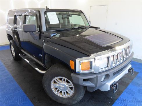 Used 2008 HUMMER H3 image 5