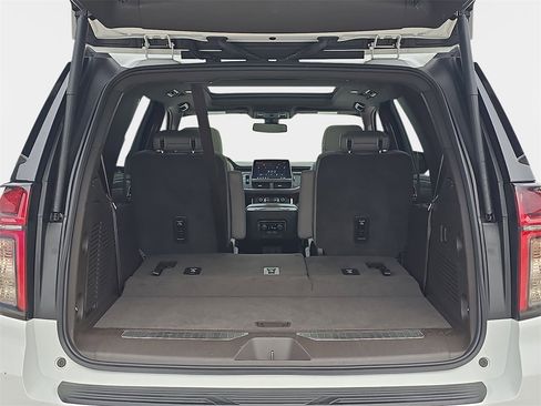 Used 2021 Chevrolet Tahoe Z71 w/ Max Trailering Package image 14