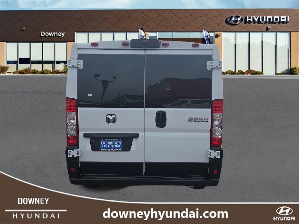 Used 2025 RAM ProMaster 2500 w/ U-Haul Equipment Group FWD image 4