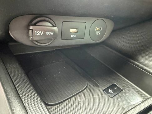 Used 2024 Hyundai Elantra SEL w/ Convenience Package FWD image 27