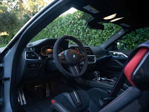 Used 2023 BMW M4 CSL image 4