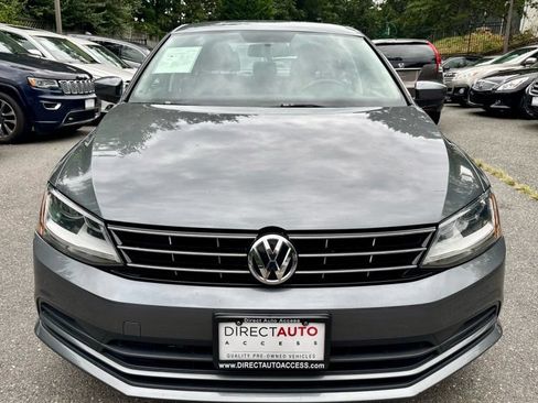 Used 2018 Volkswagen Jetta S FWD image 2
