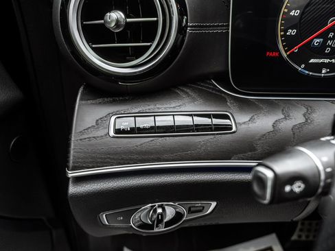 Used 2019 Mercedes-Benz E 63 AMG S image 22