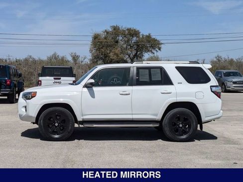 Used 2022 Toyota 4Runner SR5 RWD image 8