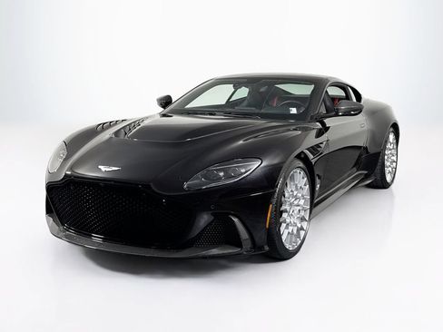 Used 2023 Aston Martin DBS Coupe RWD image 1