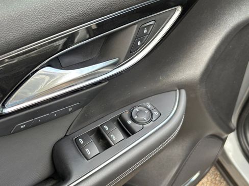 Used 2024 Buick Envision Preferred AWD/4WD image 18